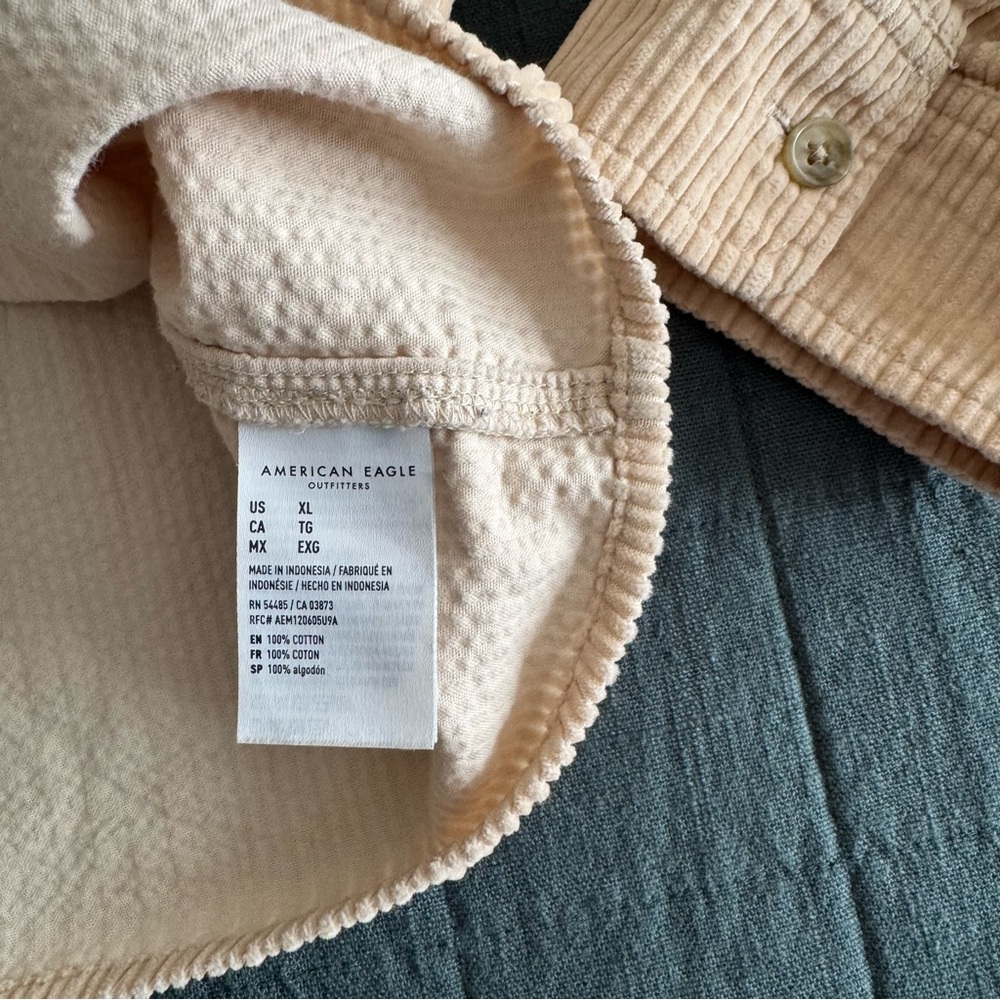 American Eagle Outfitters Cream Corduroy Shirt Size XL - Picture 4 of 4
